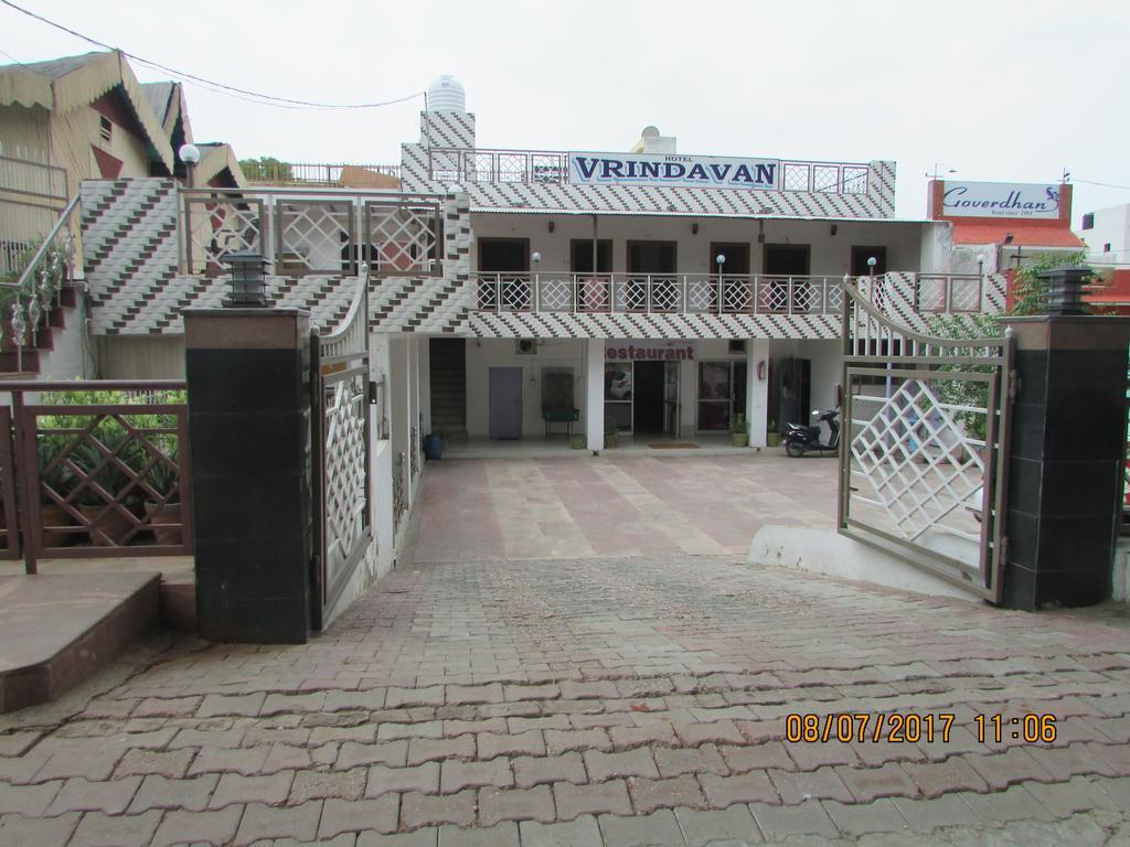 Hotel Vrindavan Fatehpur Sīkri Esterno foto